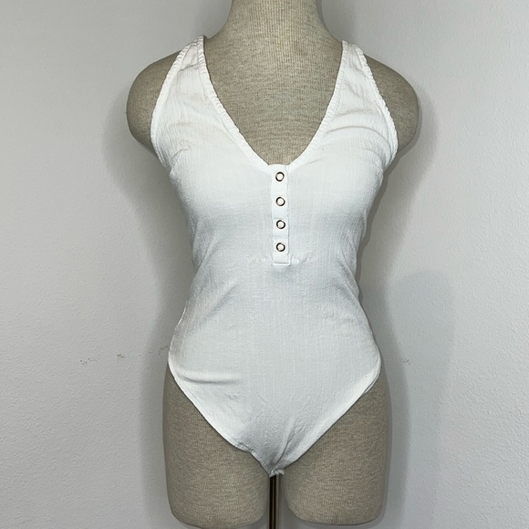 🔹 Free People Stretch Snap Front Thong Bodysuit - Picture 1 of 4